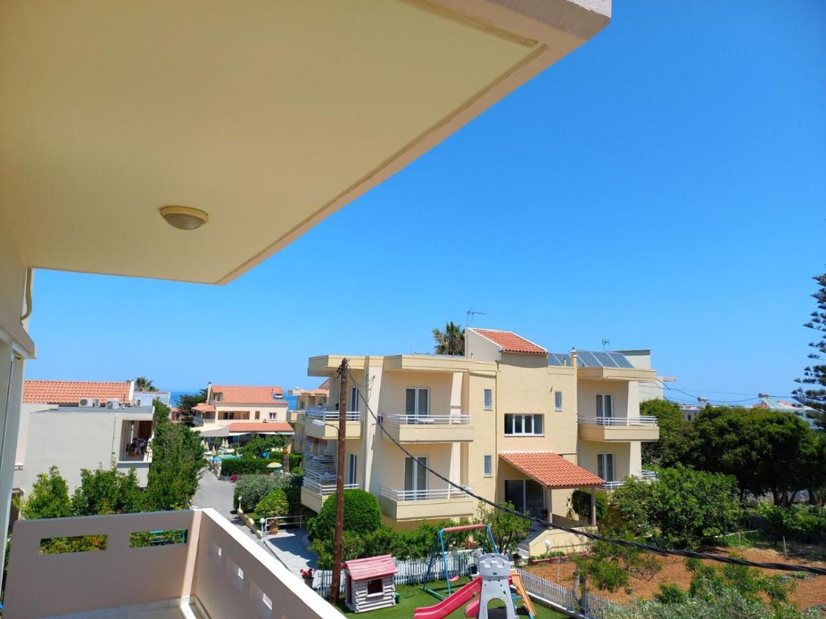 Litinas Apartments Agia Marina Exteriér fotografie